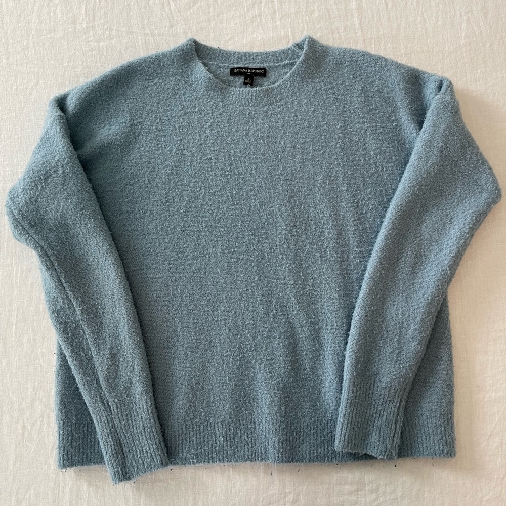 Banana Republic sweater size small